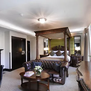 https://the-montcalm-at-the-brewery-london-city.cambridgehotelsuk.com